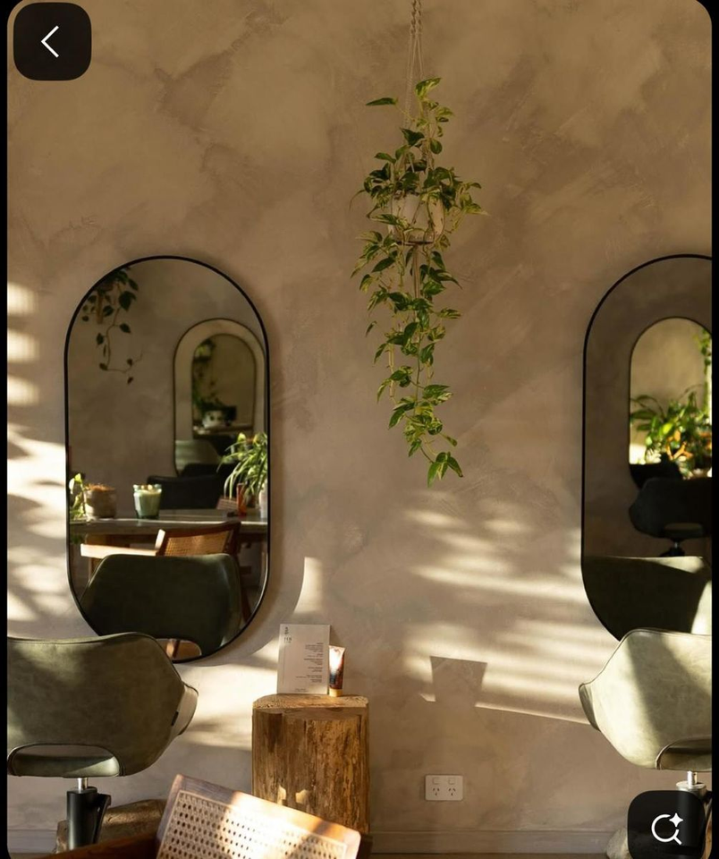 gallery salon interior